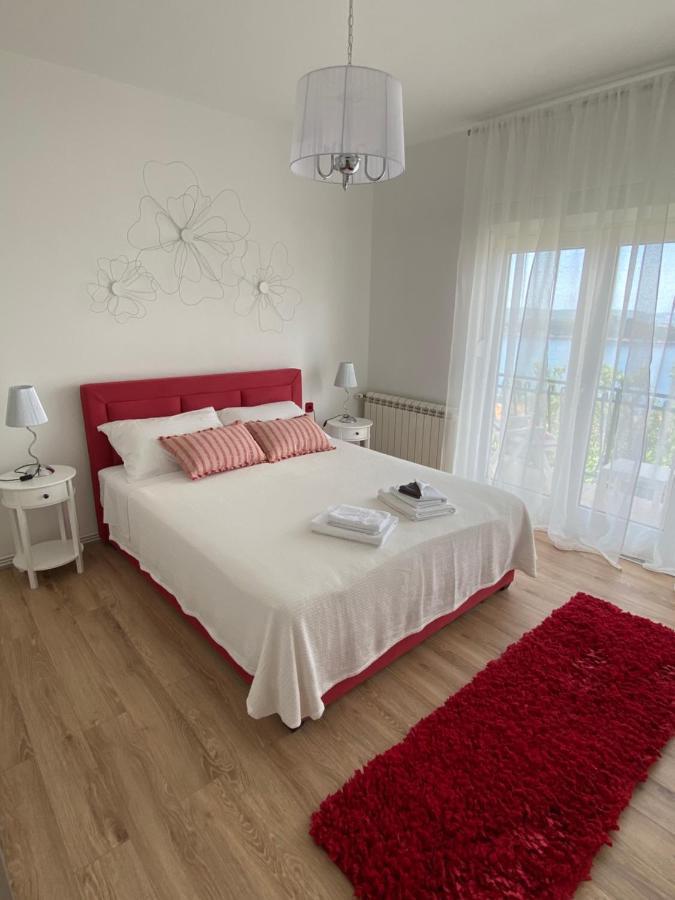 Apartman Betty Šibenik Eksteriør billede