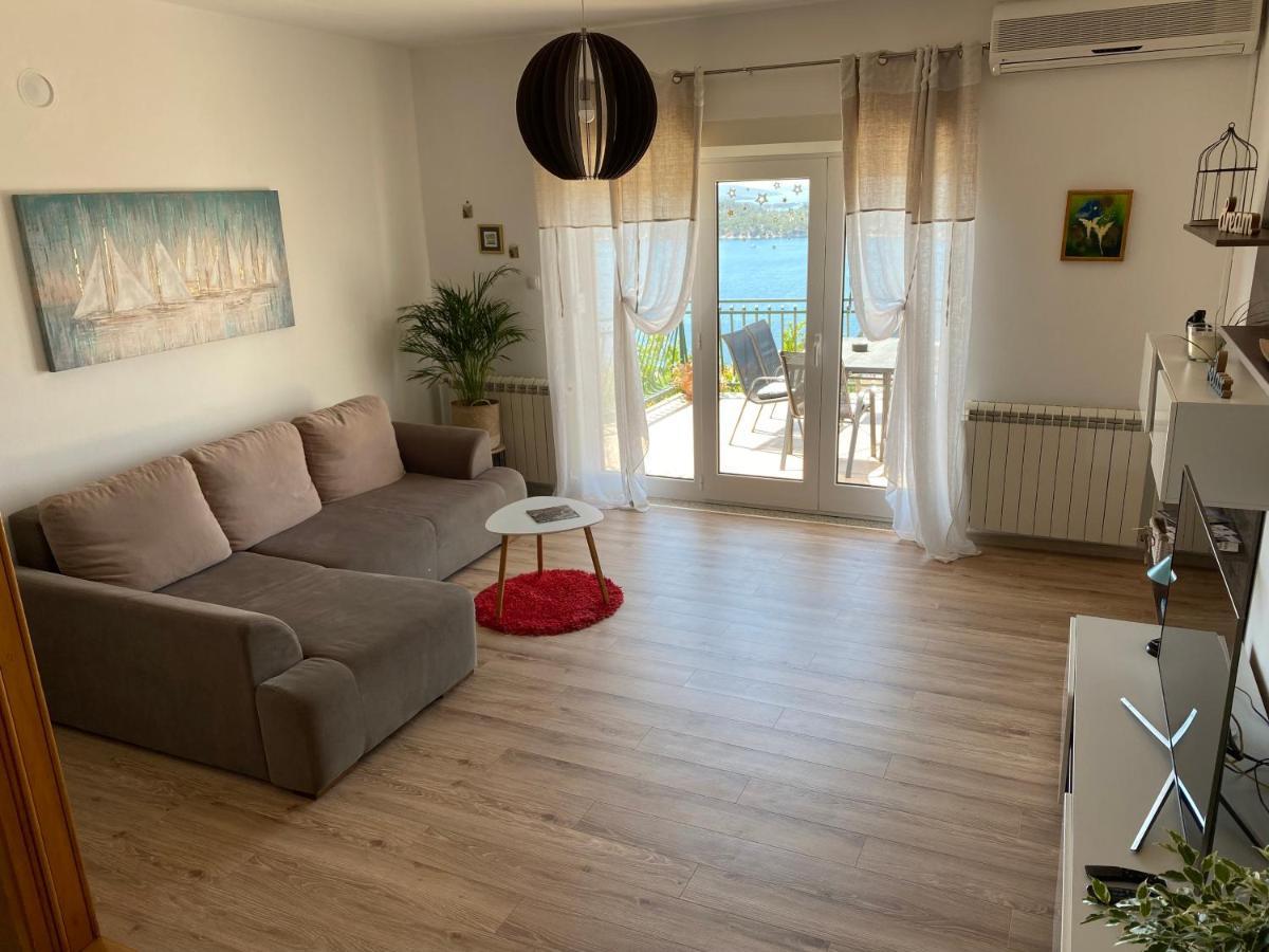 Apartman Betty Šibenik Eksteriør billede