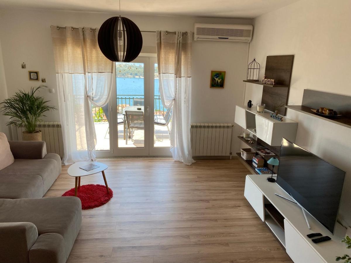 Apartman Betty Šibenik Eksteriør billede
