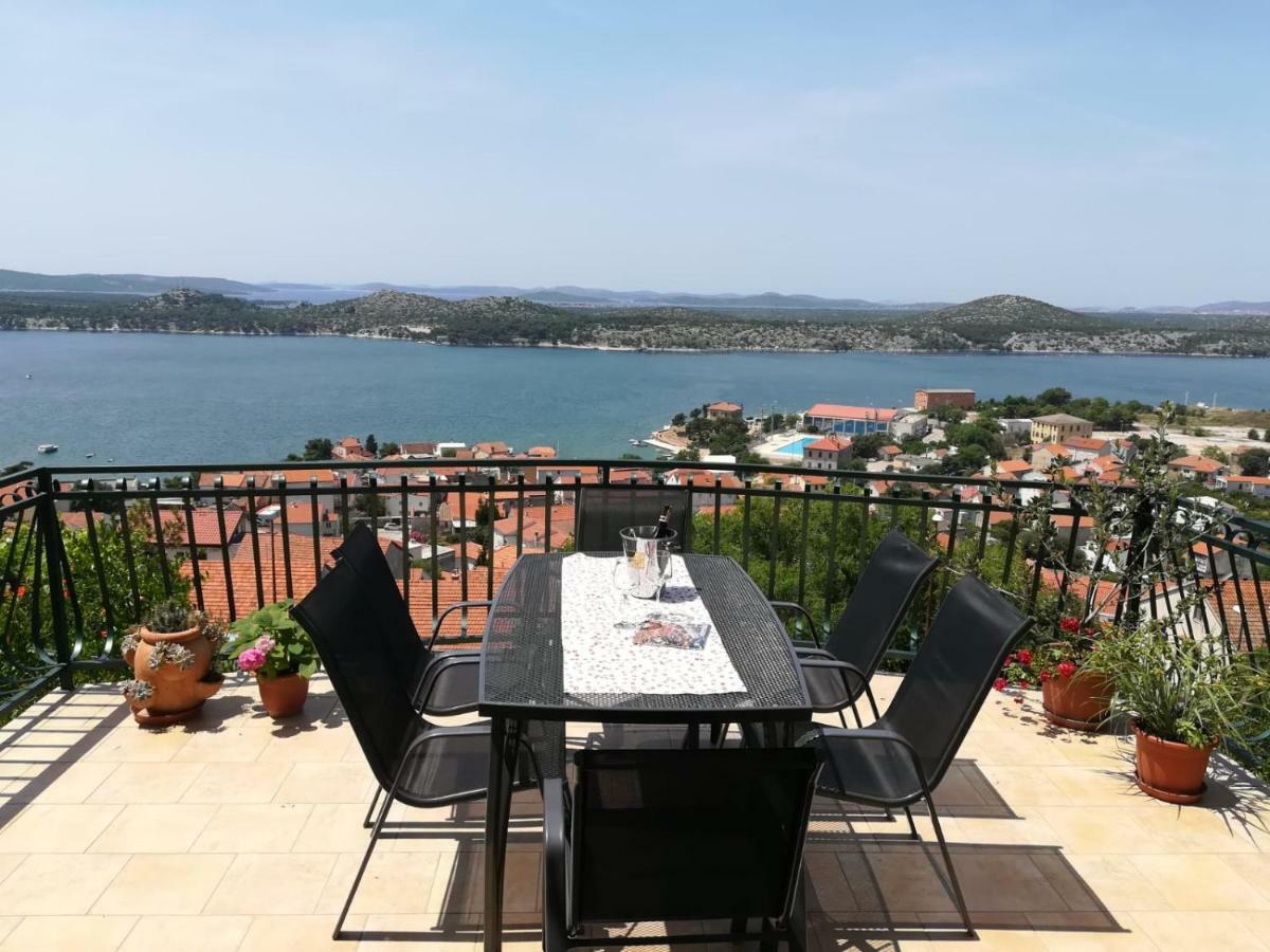 Apartman Betty Šibenik Eksteriør billede